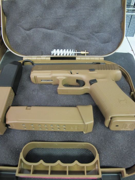 GLOCK 19X, 9MM, 4.02&quot;MB, 2-19 1-17, NT STS. COYOTE