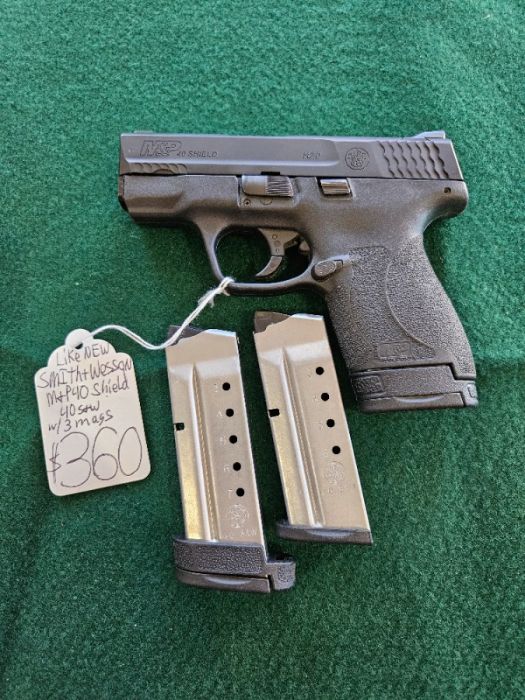 SMITH &amp; WESSON M&amp;P40 SHIELD W/3 MAGS