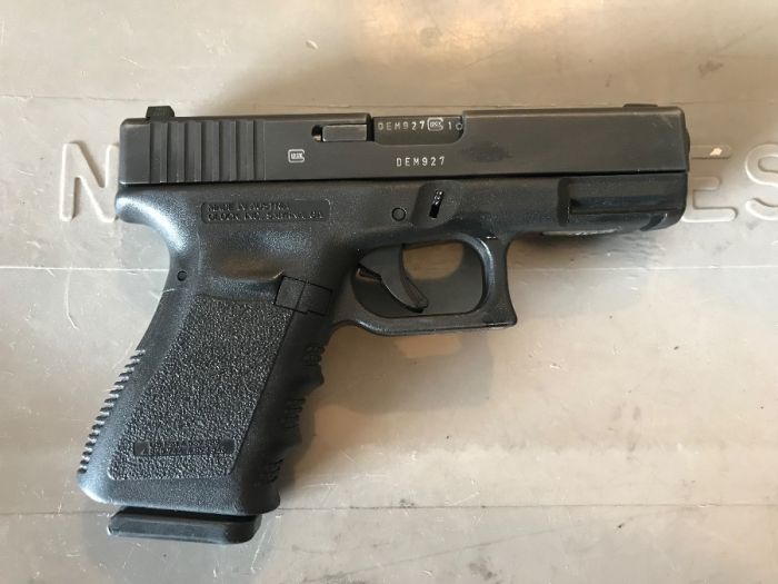 Glock 19