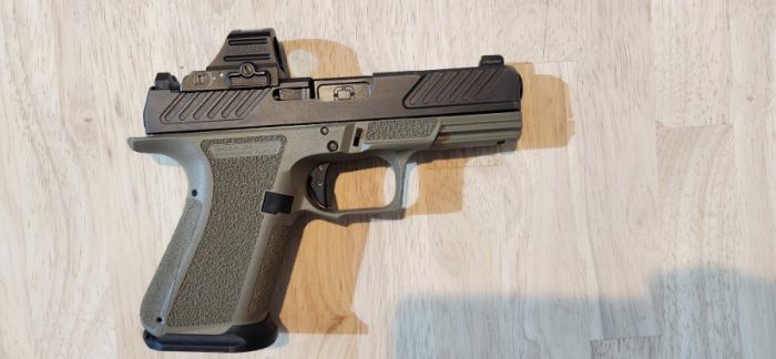 Shadow Systems MR920 w Holosun Red Dot