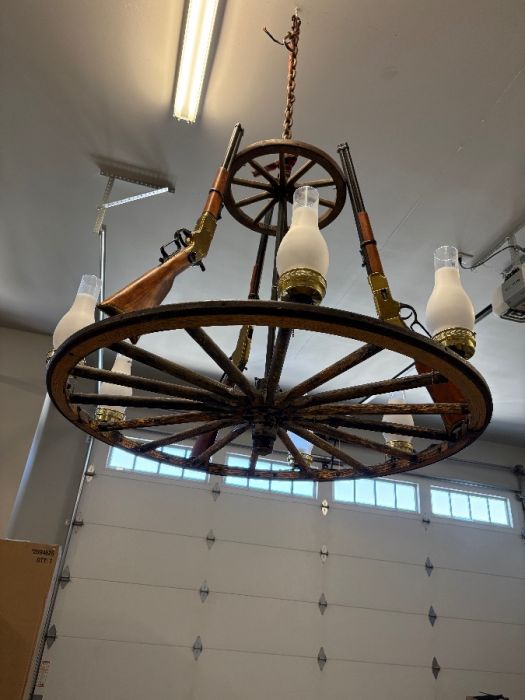 Wagon Wheel Chandelier 