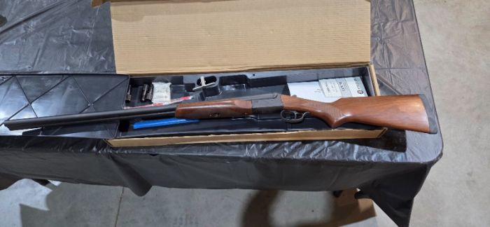 Stoeger double barrel 20 ga, 5 chokes, DU, new