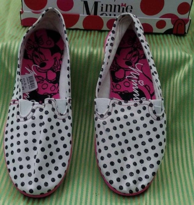  Minnie Mouse Kid’s Polka Dot Slip- on Flat Shoes 