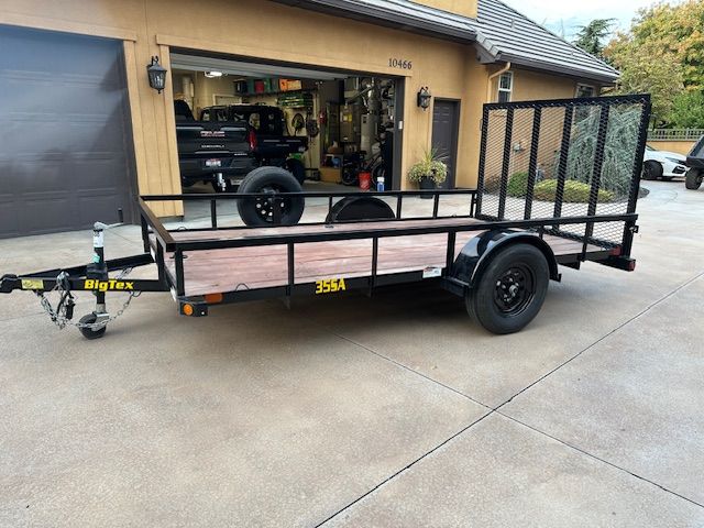 Big Tex Trailer 12&#039; Like New