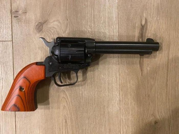 Heritage Rough Rider 22lr and belt