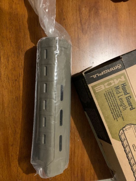 Magpul hand guard/fore-end