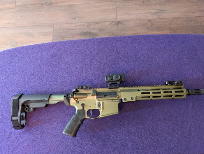 Geiselle AR.