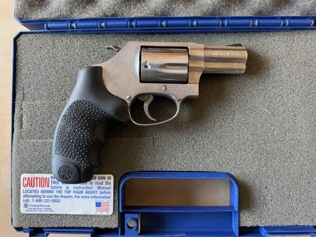 Smith &amp; Wesson model 60 .357