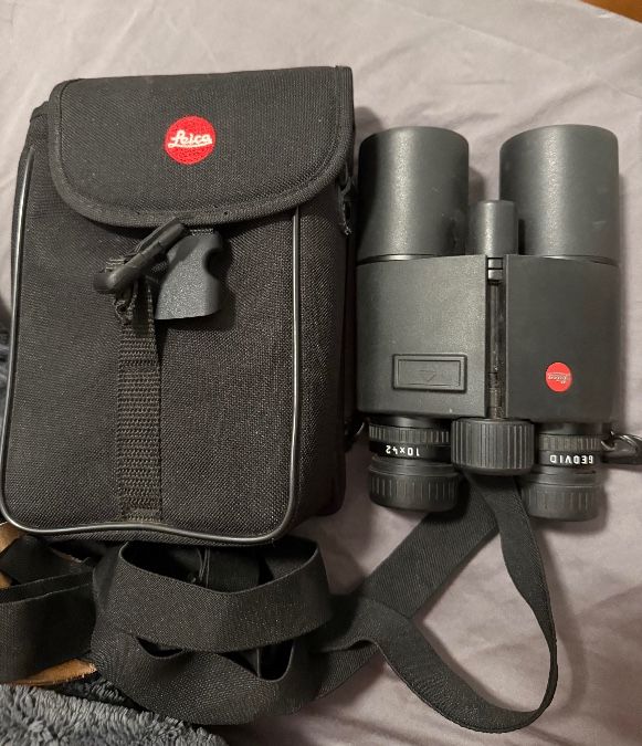 Leica 10x42 geovid R range finding binoculars 
