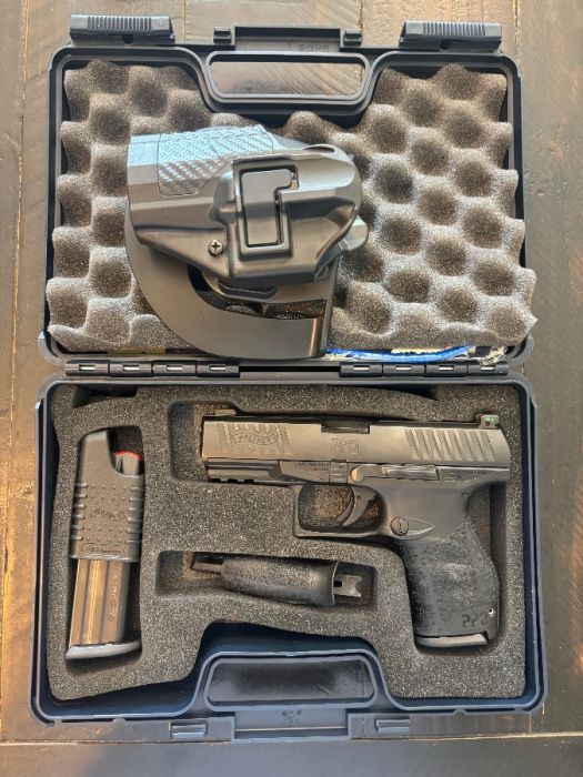 Walther PPQ .40 $400