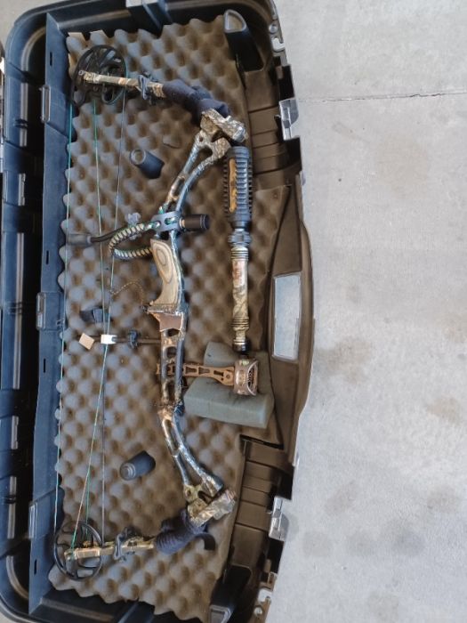 BOW TECH COMPOUND BOW