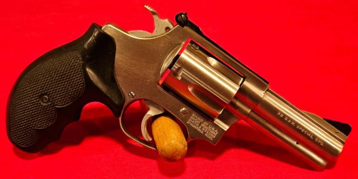 SMITH &amp; WESSON 60-4 38 SPL TI-1128