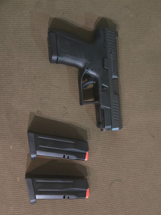 CZ P10 compact 9mm
