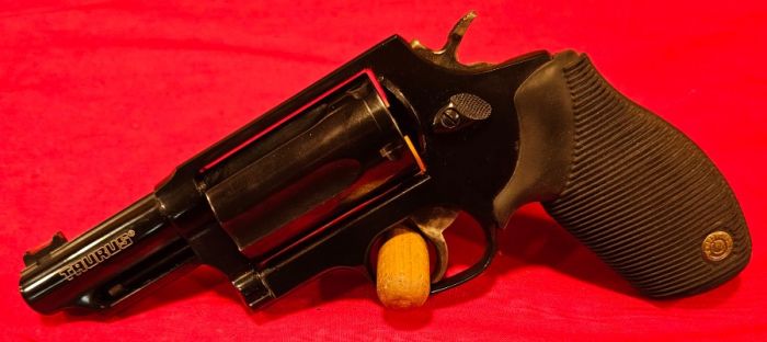 TAURUS JUDGE 45 COLT/410GA TI-2525