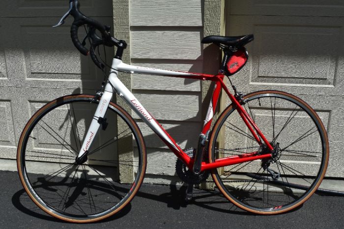 LeMond Buenos Aires Full Carbon Road Bike. 