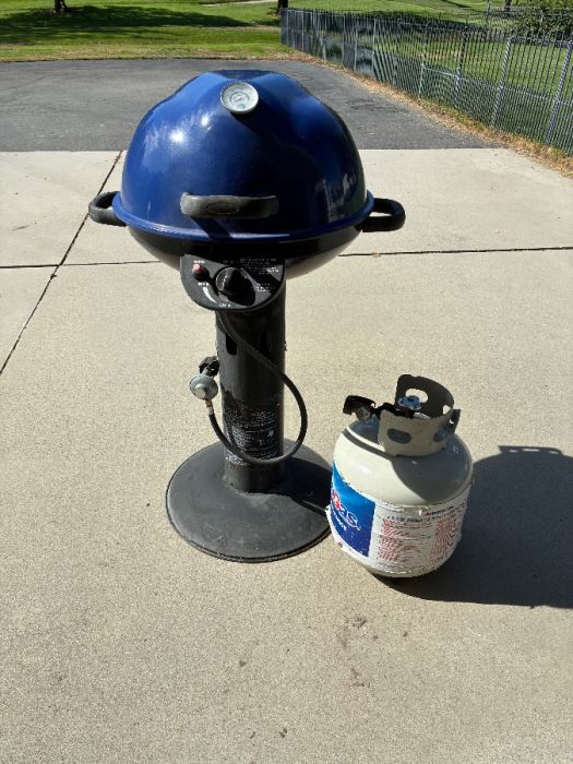 BBQ Grill &amp; Propane Tank