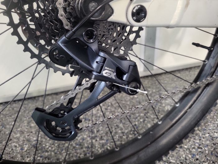 e-Mountain Bike Scott Strike 910