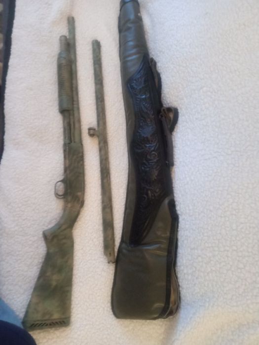 Mossberg 500 A 12  Gauge Pump Shotgun 