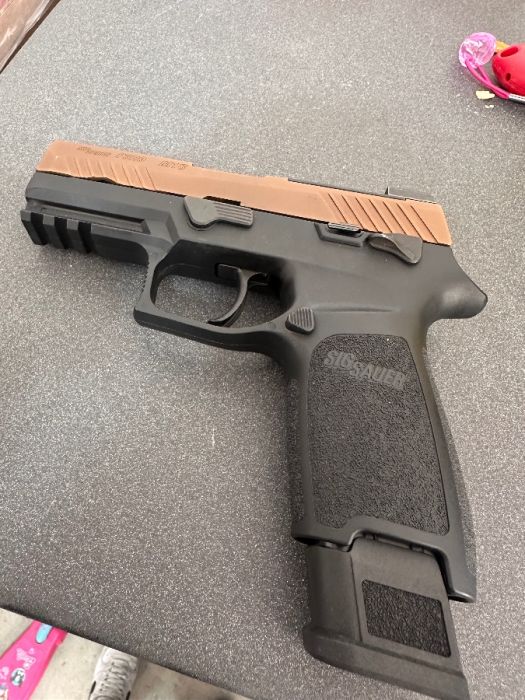 Sig Sauer P320 M18 special edition color 