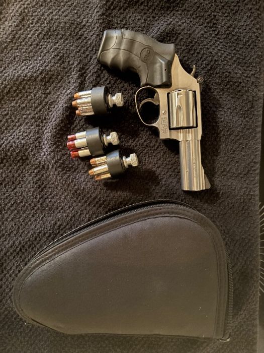 .357/.38 S&amp;W Model 60.  3&quot;.  SS.  $600.00  