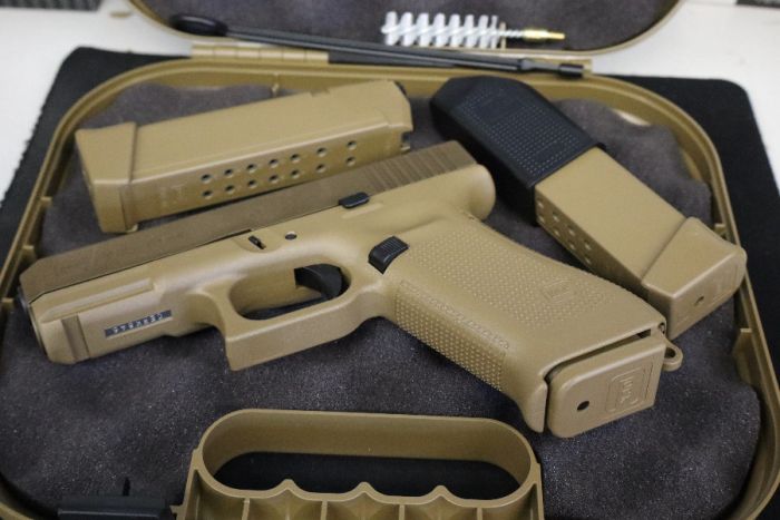 GLOCK 19X, 9MM, 4.02&quot;B, 1-17 2-19, GMB, COYOTE