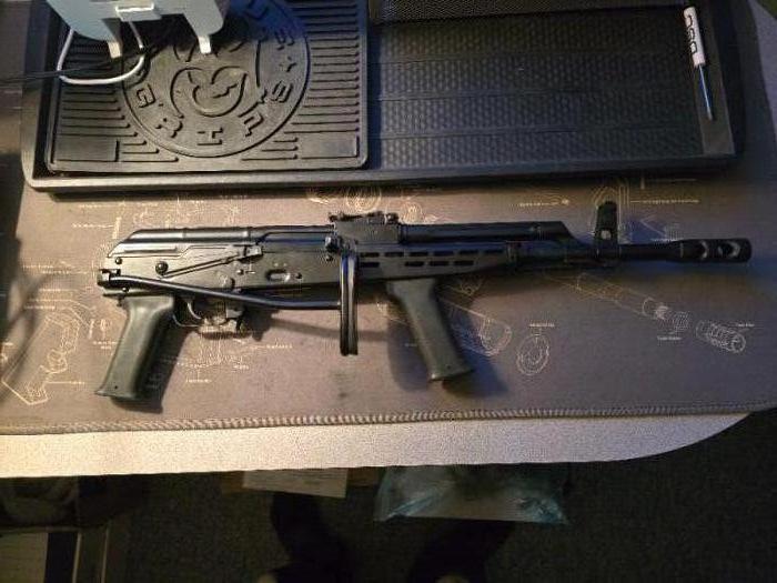 Hungarian Paratrooper AK47