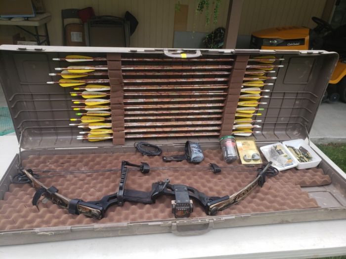 Compound Bow Package