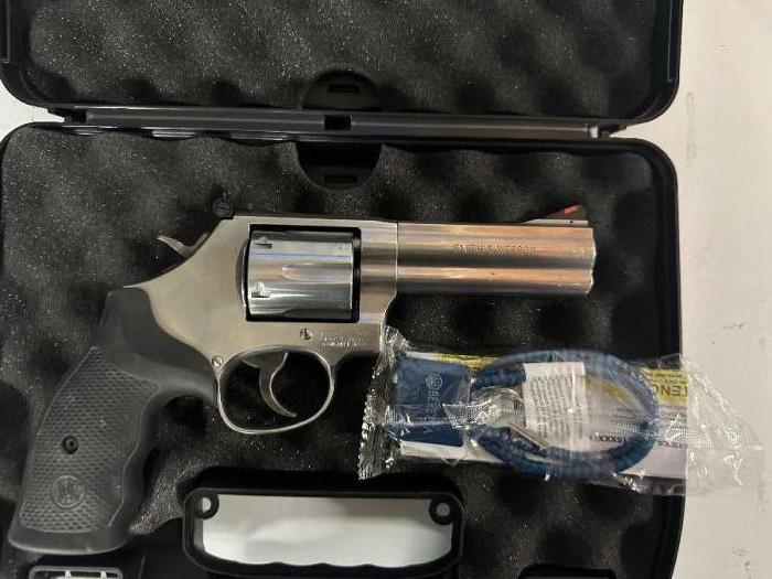 For Sale: Smith &amp; Wesson 686 / .357 Mag