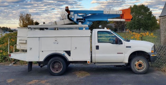 2004 Ford F550 BUCKET TRUCK w/45&#039; Hi-Ranger BOOM