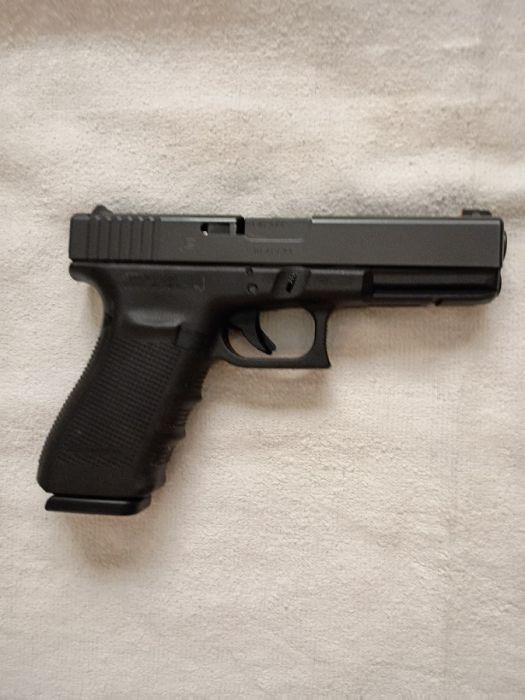 GLOCK 20 GEN 4 10 MM PISTOL
