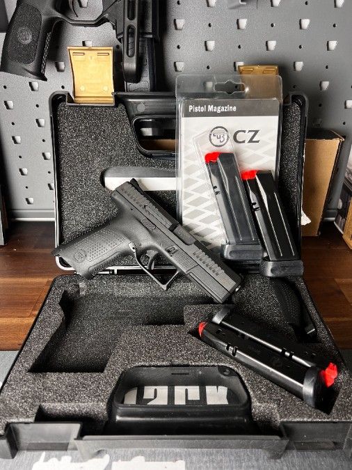  Like New CZ-USA 01531 P-10 C Compact Frame 9mm