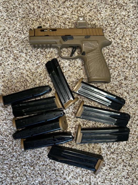Sig P320 PMM comp 11 mags red dot