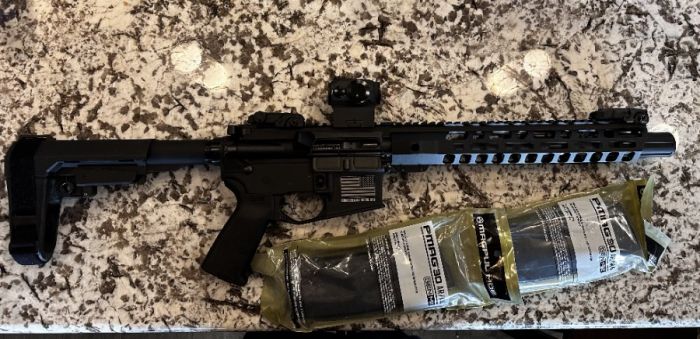 Anderson AR pistol w Sig Red Dot