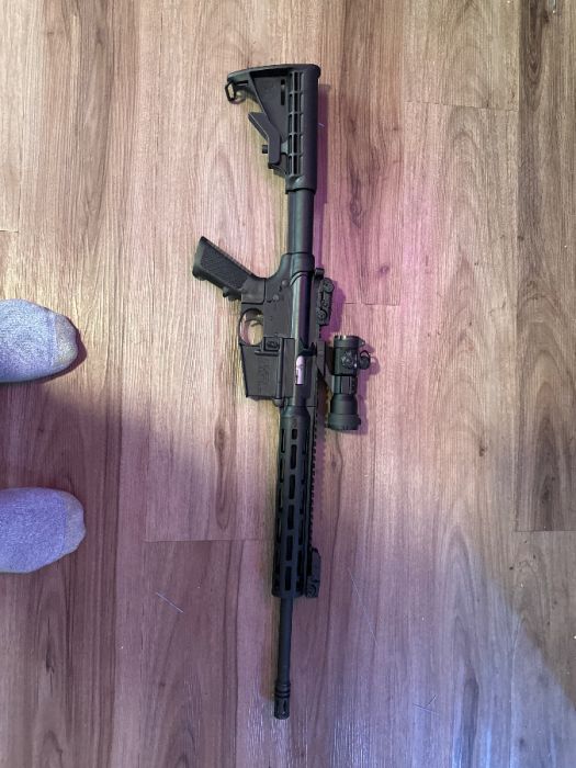 Smith and Wesson M&amp;P 15-22 Sport w 3 mags used
