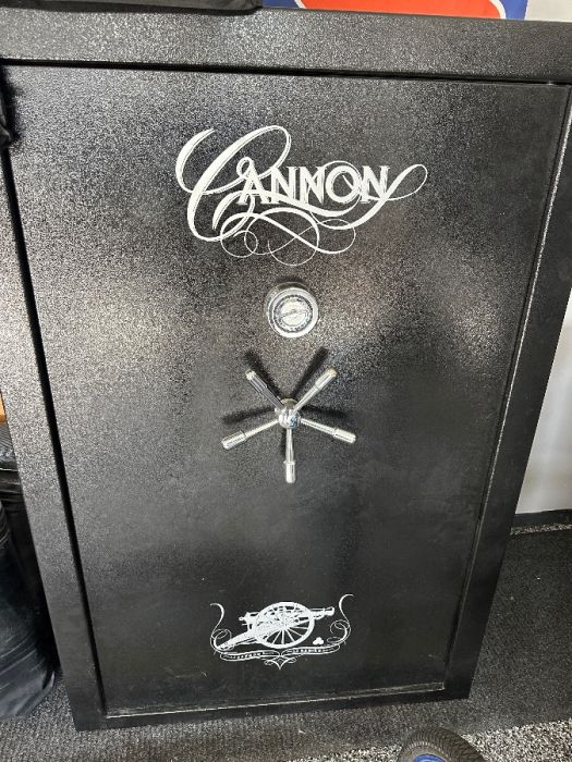 Giant Cannon Safe