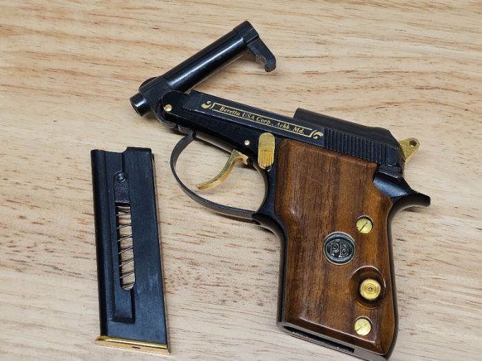 Beretta Pocket Pistol 22lr Bobcat 21A Gold Inlay 