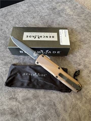 Benchmade Phaeton - 4600DLC-1 - CPM-S30V Steel