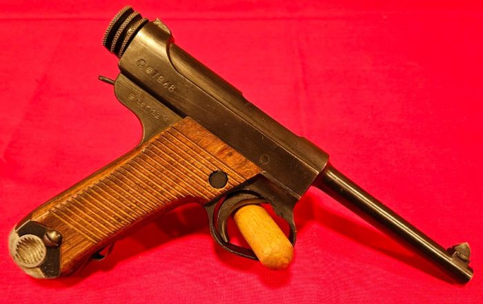 JAPANESE NAMBU TYPE 14 8MM NAMBU W/ MATCHING MAG 