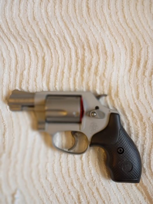 SMITH AND WESSON 637 STAINLESS STEEL 38+ P SPECIAL