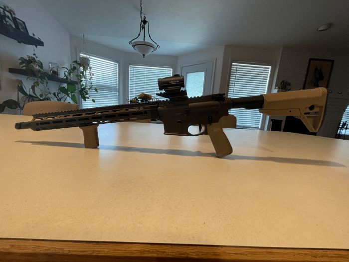 Daniel Defense M4 V7 Pro 16&quot;