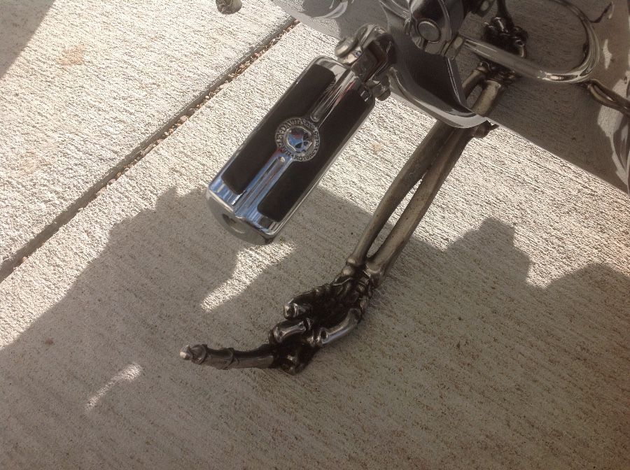 Unique kickstand