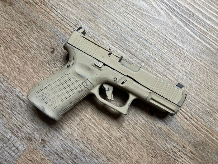 Glock 19 Gen 5 w/ Extras