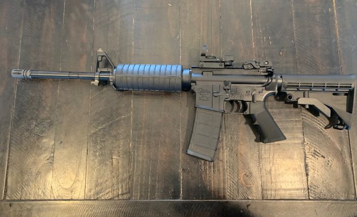 AR-15 5.56 / .223 Classic Style with Red Dot $700