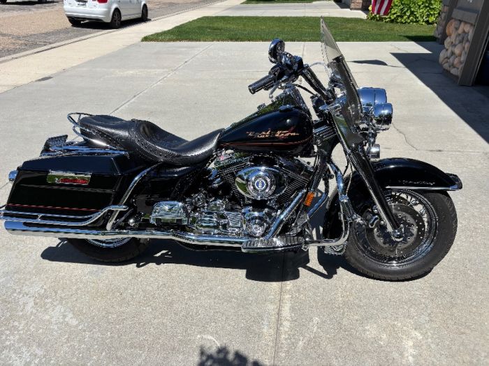2000 FLHRI HARLEY ROADKING