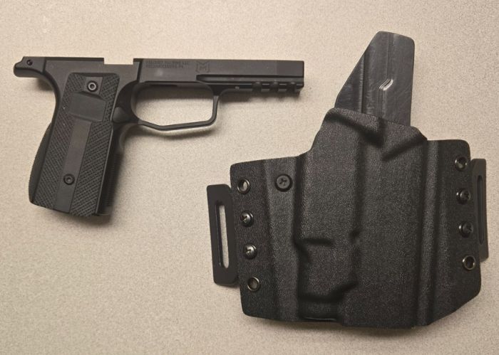 Sig p365 Mischief machine grip module with holster