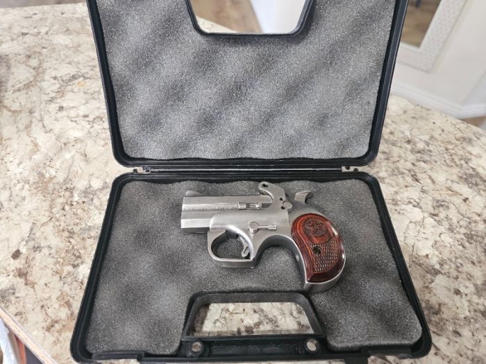 Bond Arms Texas Defender (used)