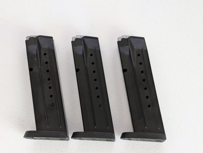 3 Qty M&amp;P 9mm 17 Rd magazines