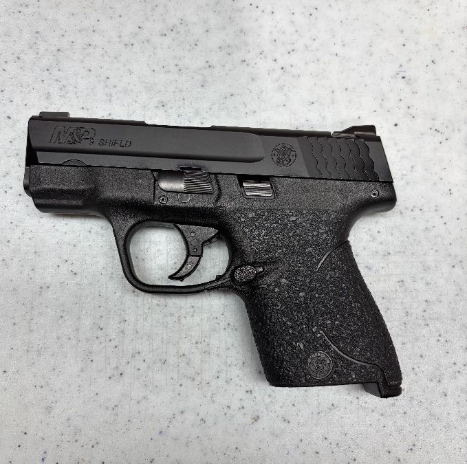 Smith and Wesson Shield 9mm Gen1