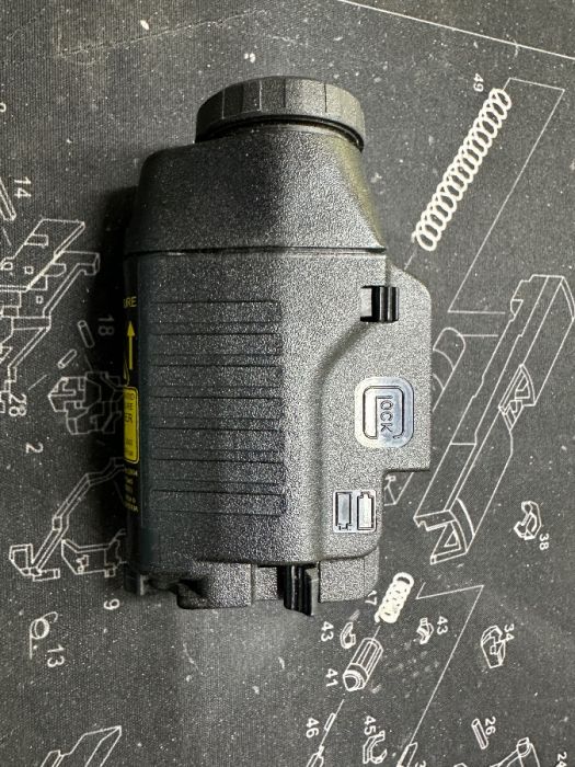 Glock weapon light/laser combo GTL 21