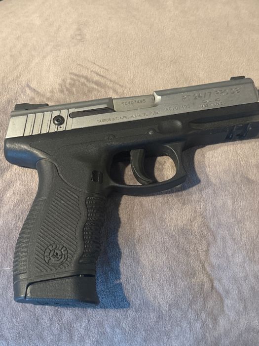Taurus PT 24/7 PRO DS .40